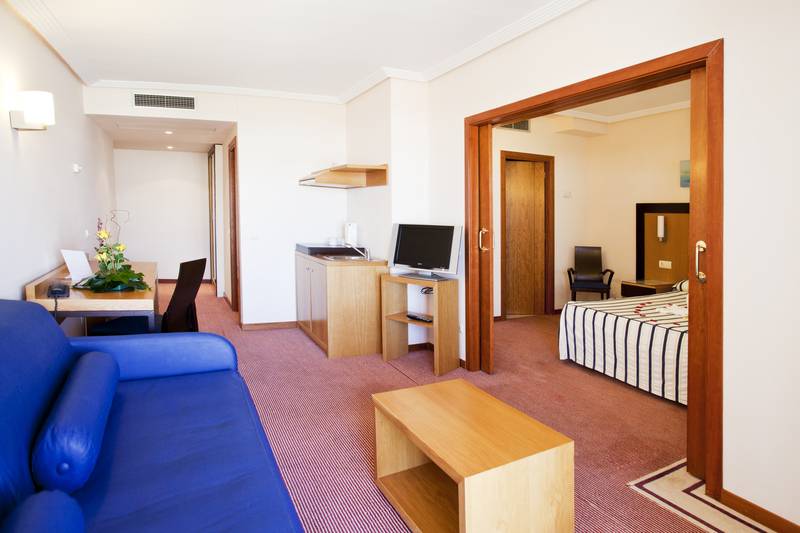 Habitación Familiar, Bonalba Alicante 4* Sup
