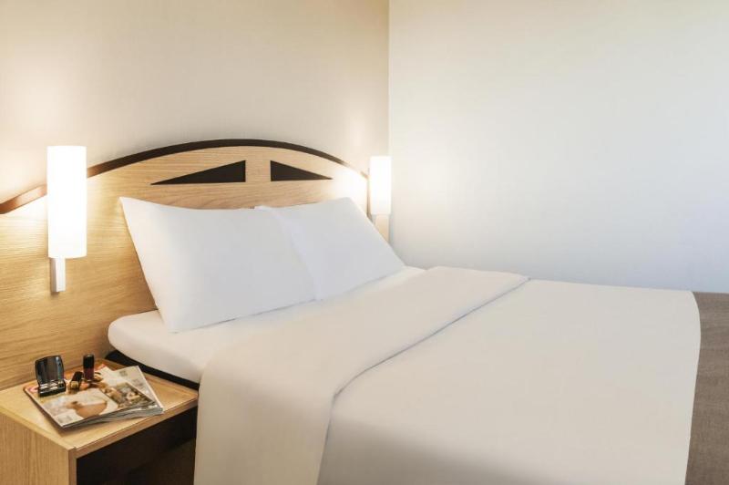 Номер Executive, Park Plaza Victoria London