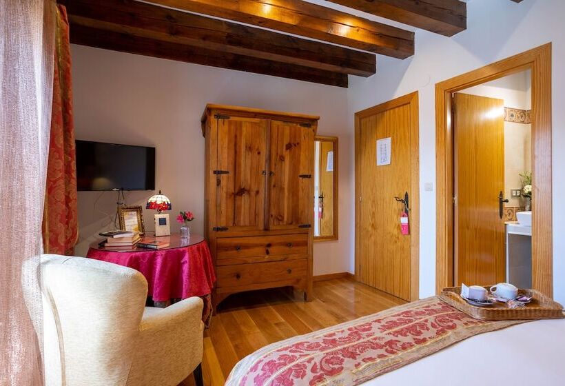 Номер Стандарт, Posada De Eufrasio