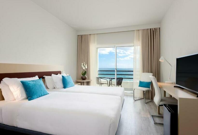 اتاق پرمیوم با چشم‌انداز دریا, Tryp by Wyndham Lisboa Caparica Mar