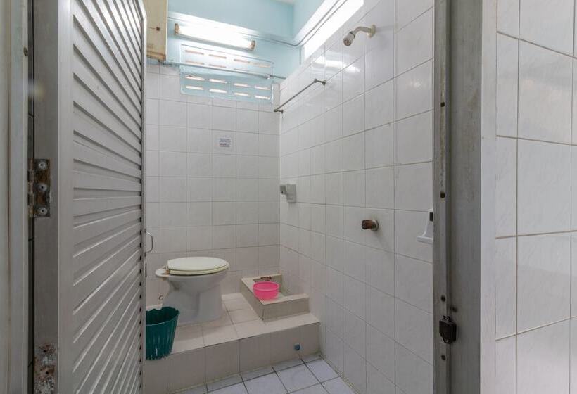 اتاق استاندارد یک نفره, 7 Holder Guesthouse