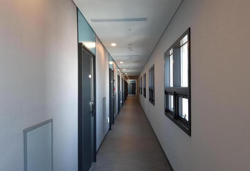 اتاق استاندارد با چشم‌انداز دریا, Sunrise Hotel Junior Suite Room11f Sea  View