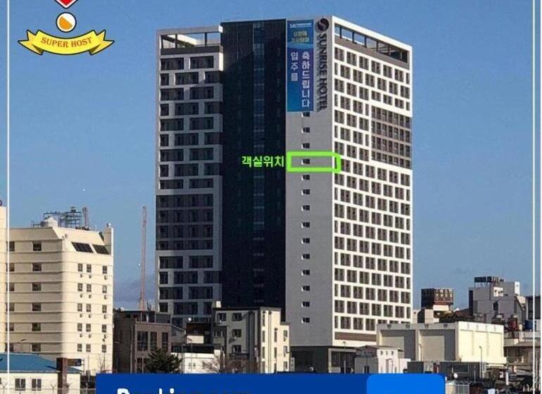 اتاق استاندارد با چشم‌انداز دریا, Sunrise Hotel Junior Suite Room11f Sea  View