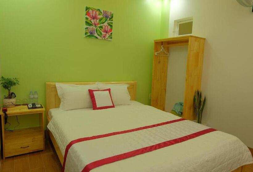 اتاق اکونومی, Th Quy Nhơn