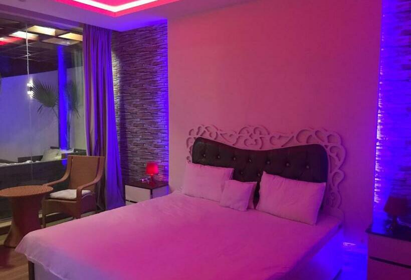 کلبه ییلاقی سوپریور یک خوابه, Mooyah Resort