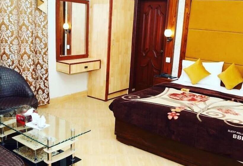 اتاق لوکس, Serena Palace