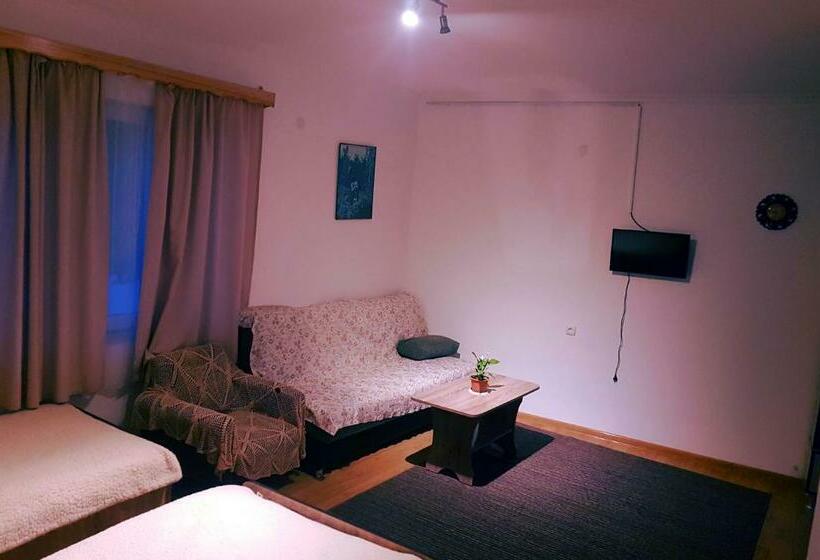 اتاق استاندارد چهار تخته, Guest House Villa