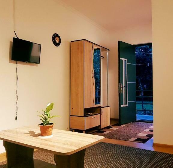 اتاق استاندارد چهار تخته, Guest House Villa