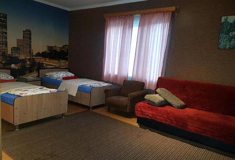 اتاق استاندارد سه نفره, Guest House Villa
