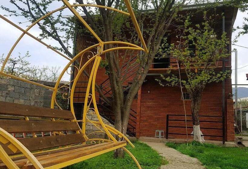 ویلای 1 خوابه با چشم‌انداز باغ, Guest House Villa