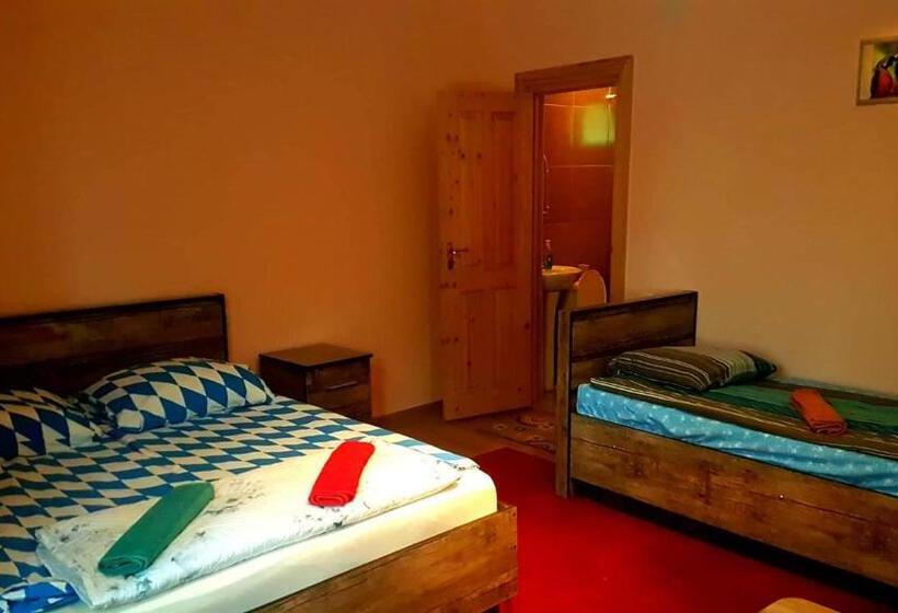 اتاق استاندارد چهار تخته, Guest House Villa