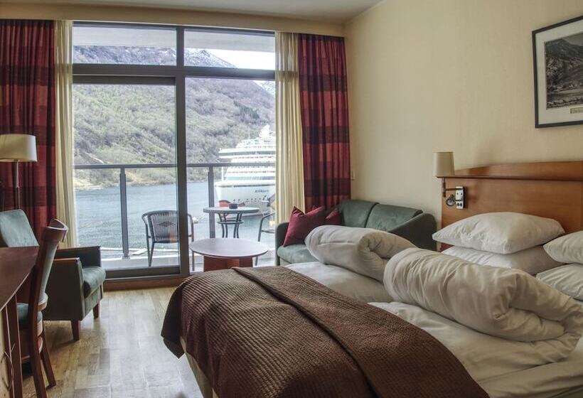 Номер Superior с Видом, Havila Hotel Geiranger