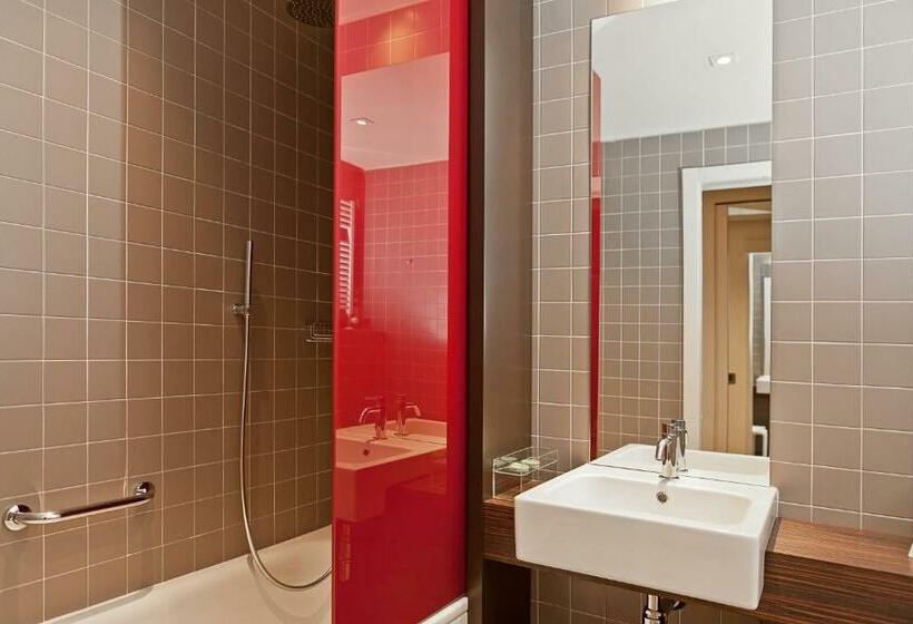 غرفة إقتصادية ثلاثية, Antony Hotel   Venice Airport