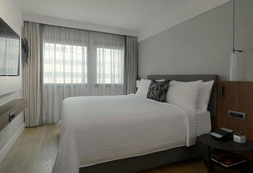 스위트 킹사이즈 침대, Athens Marriott