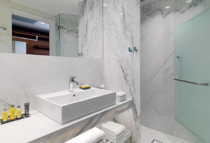 프리미엄 룸 도시 전망, Athens Marriott