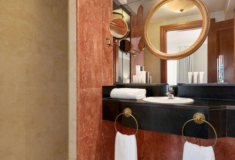 اتاق اجرایی, Avenue Louise Brussels Trademark Collection By Wyndham