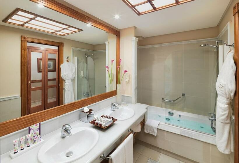 Королевский Люкс, Gf Gran Costa Adeje