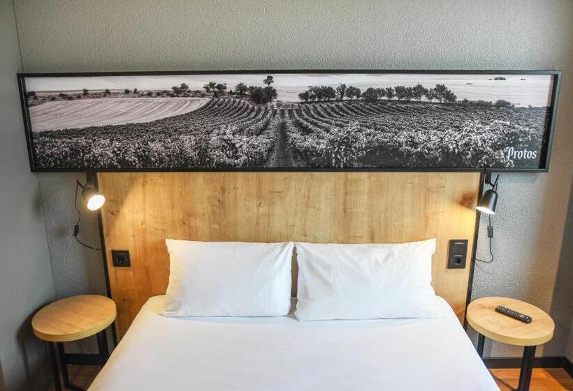 Номер Стандарт, Ibis Valladolid
