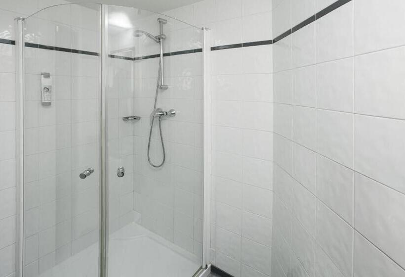 Номер Стандарт, Ibis Valladolid