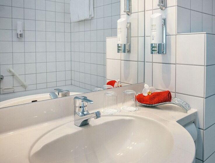Номер Комфорт, Vienna House Easy By Wyndham Amberg