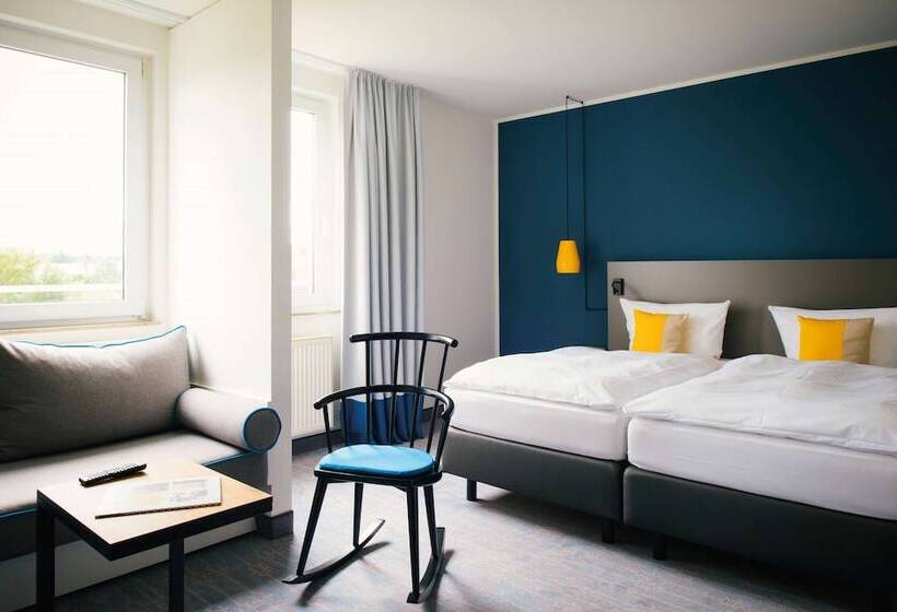 Номер Стандарт с Гостиной, Vienna House Easy By Wyndham Amberg