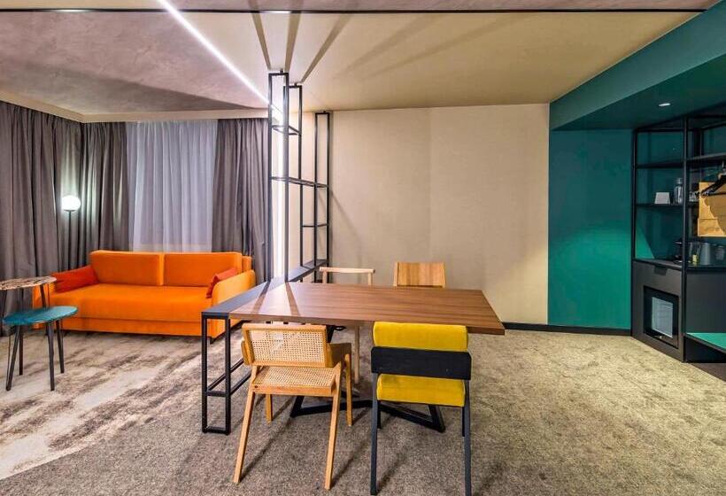سوییت, Novotel Krakow Centrum