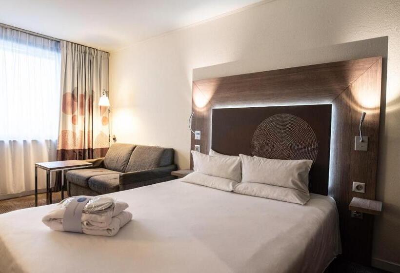 Executive Room Queen Bed, Novotel Krakow Centrum