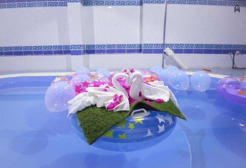 וילה עם חדר שינה אחד ובריכת שחיה, Yar Furnished Apartments