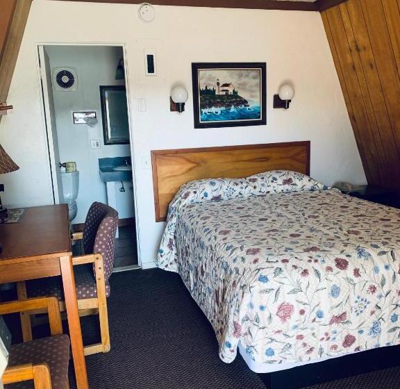 Номер Deluxe, The Ranch Motel