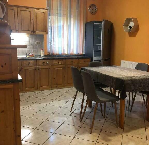 Apartamento 1 Quarto Rés-do-chão, Lucky Villa
