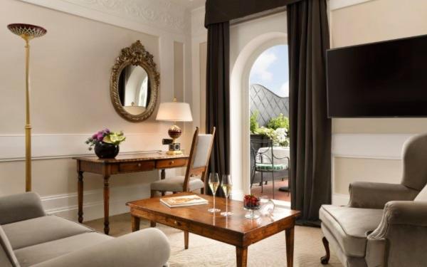 테라스 스위트, Splendide Royal   The Leading Hotels Of The World