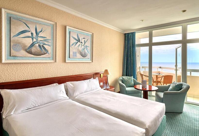 Люкс Мастер, Precise Resort Tenerife
