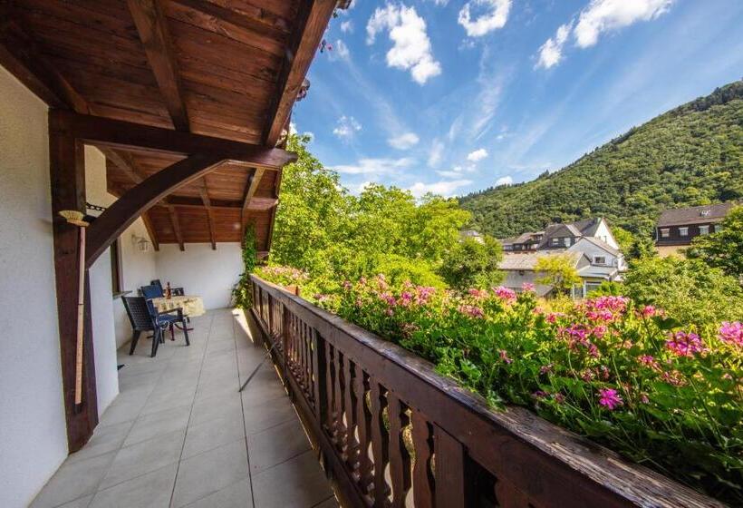 Апартаменты 2 Спальни, Ferienhaus Anne Und Weingut Willi Fett
