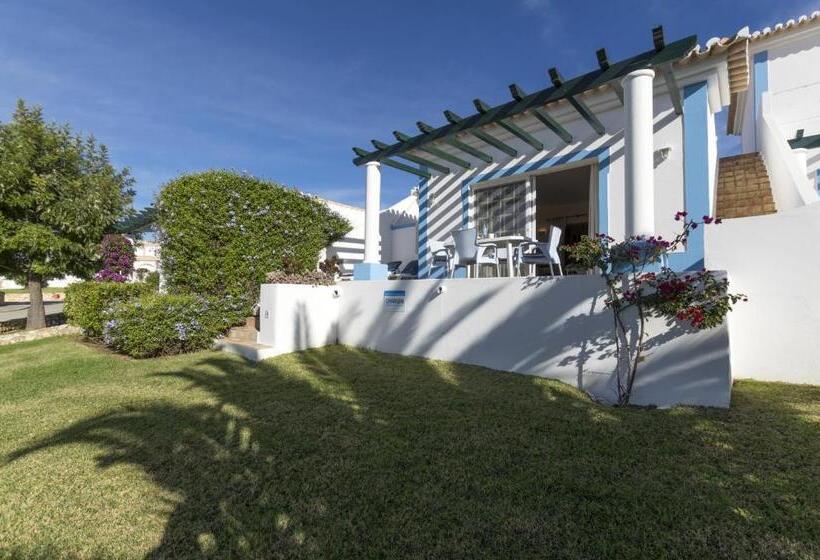 带花园景观和一个卧室的别墅, Quinta Do Rosal