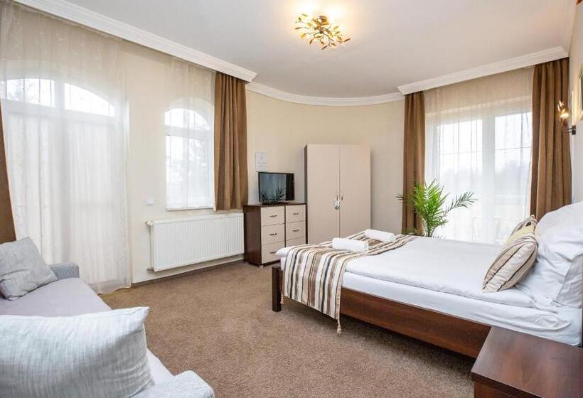 استودیو استاندارد با بالکن, Villa Rosa