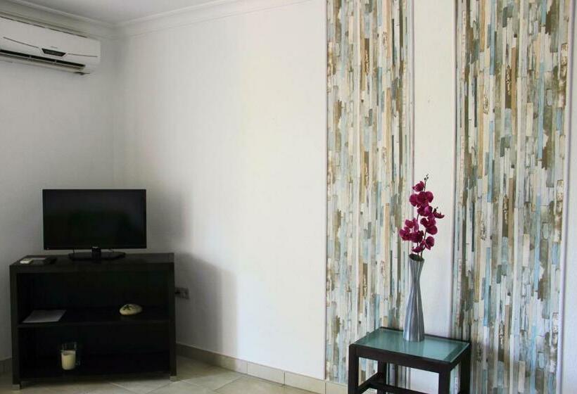 Апартаменты 1 Спальня, Apartamentos Royal Life