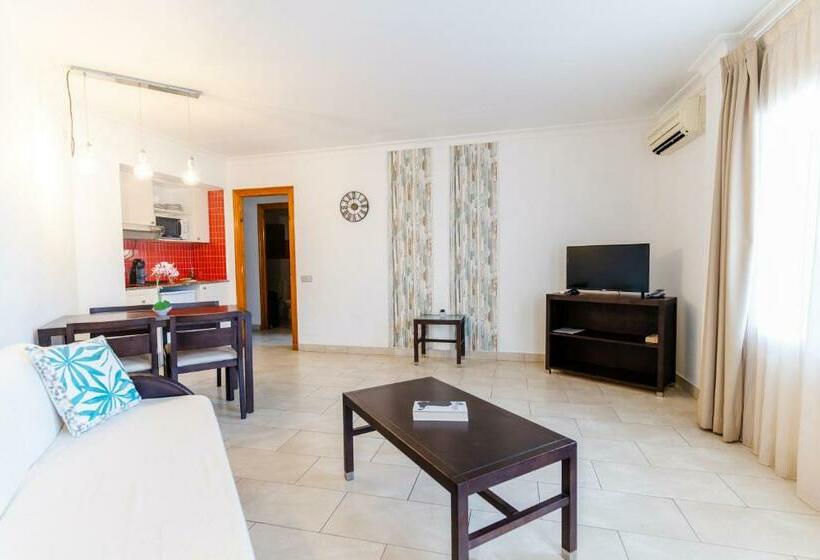 Апартаменты 1 Спальня, Apartamentos Royal Life