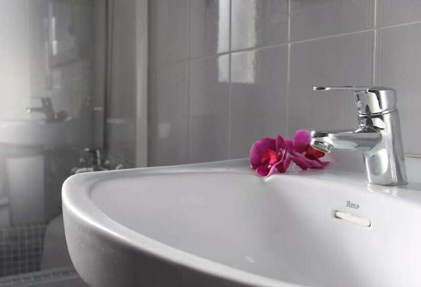 Апартаменты 1 Спальня, Apartamentos Royal Life