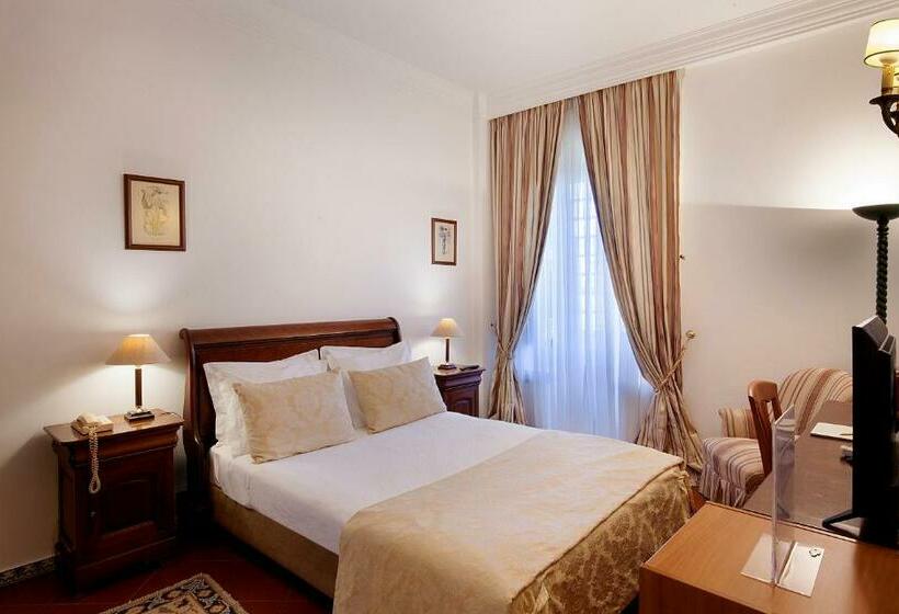 Номер Стандарт, Turim Club Azeitao