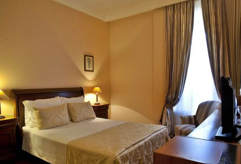 Номер Стандарт, Turim Club Azeitao