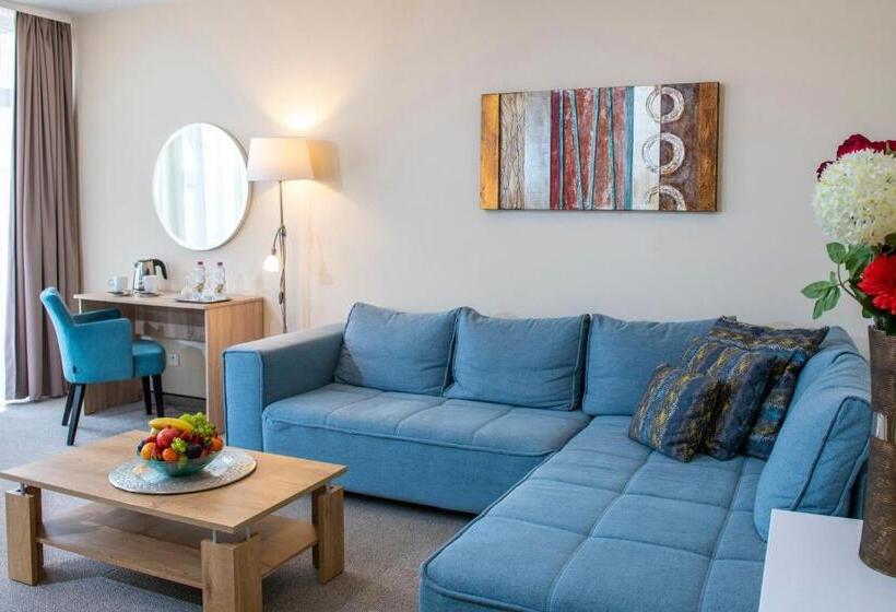 스위트, Corvin Hotel Budapest Corvin Wing