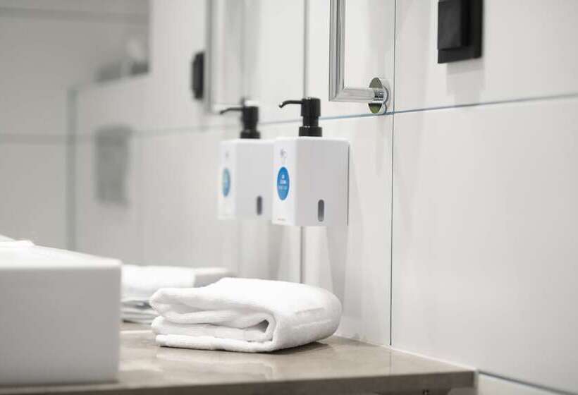 Семейный Номер, Quality Hotel The Mill