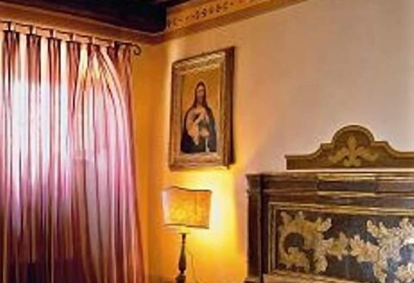 اتاق کلاسیک, Relais Villa Baldelli