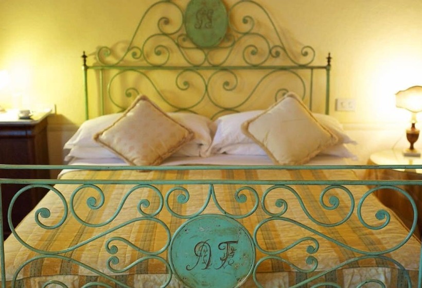 اتاق کلاسیک, Relais Villa Baldelli