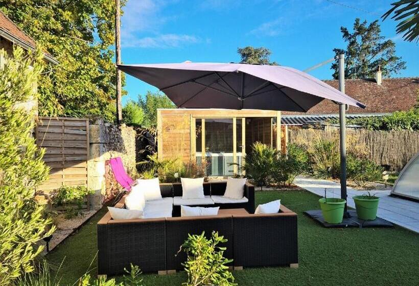 Дом 2 Спальни, Gîte Atypique 2 à 8 Personnes Avec Piscine Jacuzzi Proche Châteaux De La Loire