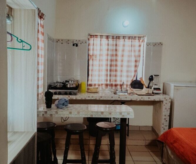 اتاق لوکس, Bungalows Los Flamingos