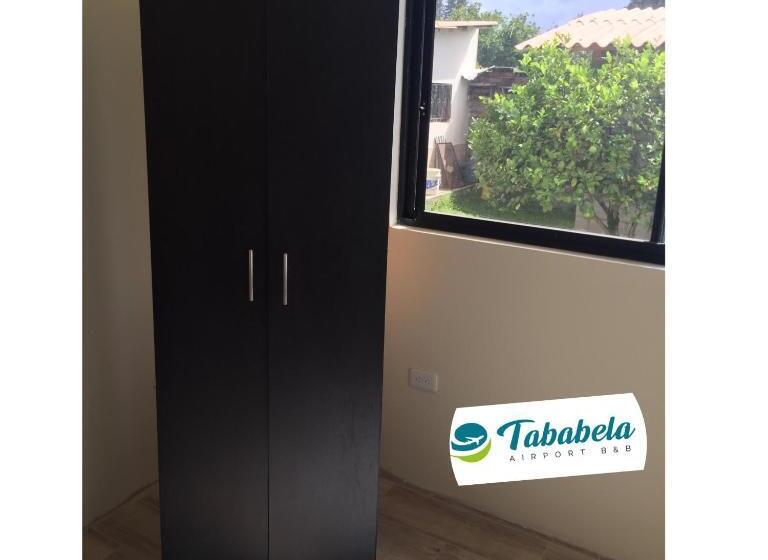 패밀리 룸 가든 전망, Tababela Airport B&b