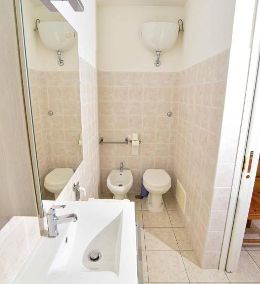 Семейный Номер, Solemareponza Casa Maria