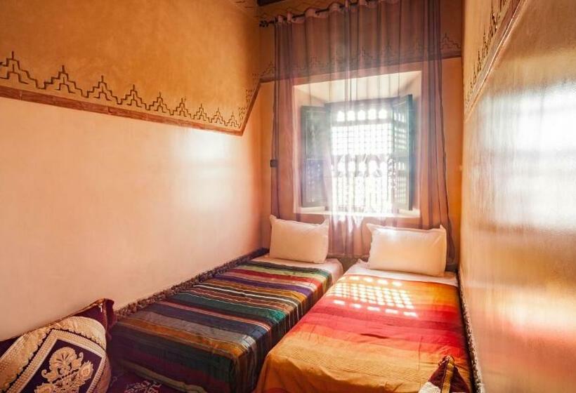 חדר משפחתי נוף לבריכה, Ecolodge L île De Ouarzazate