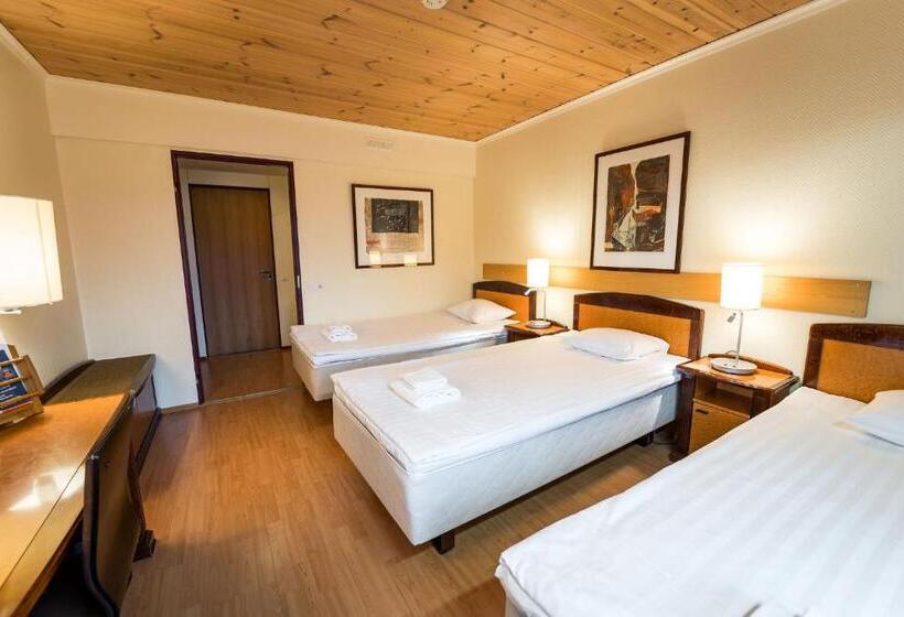 Трежместный Номер Economy, Budget Hotel Raahe